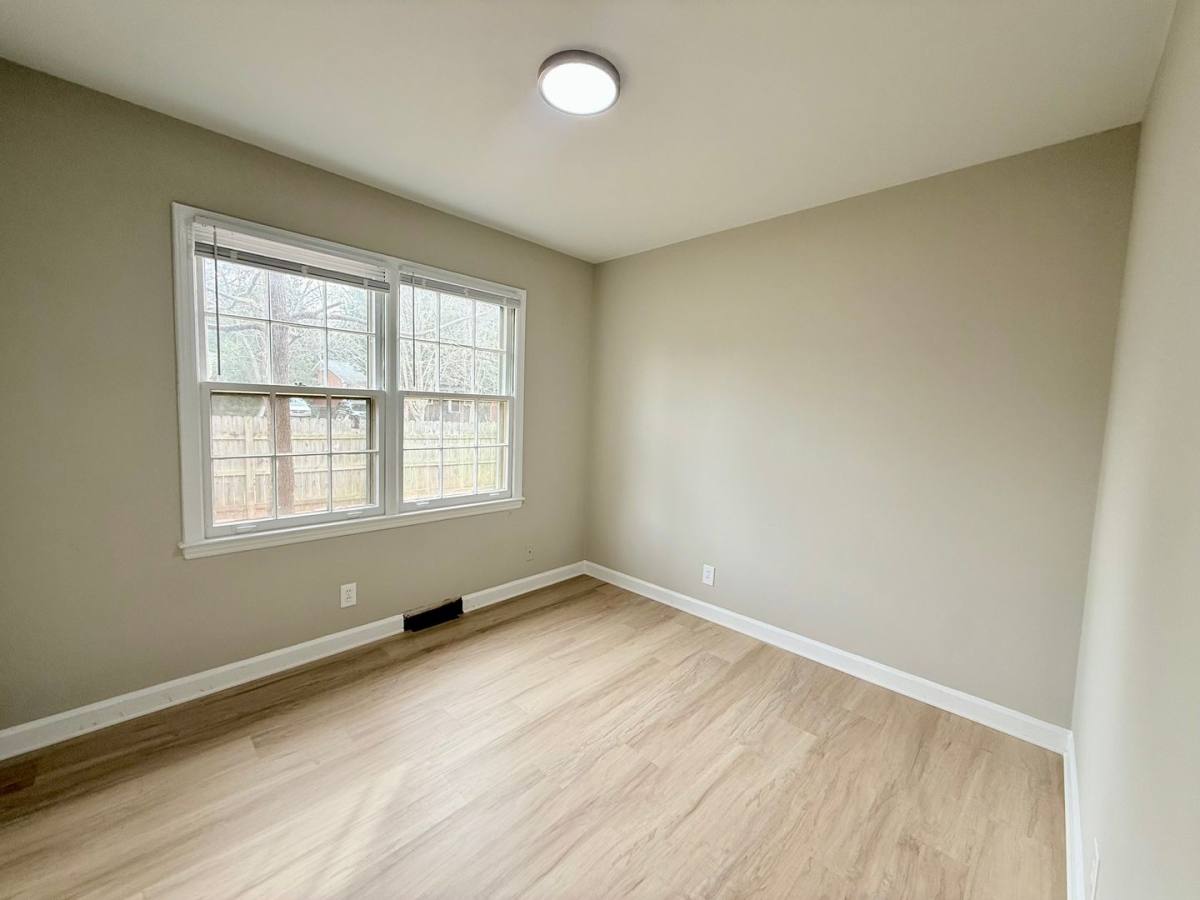 House for rent at 3819 Rosehaven Dr, Charlotte, NC 28205