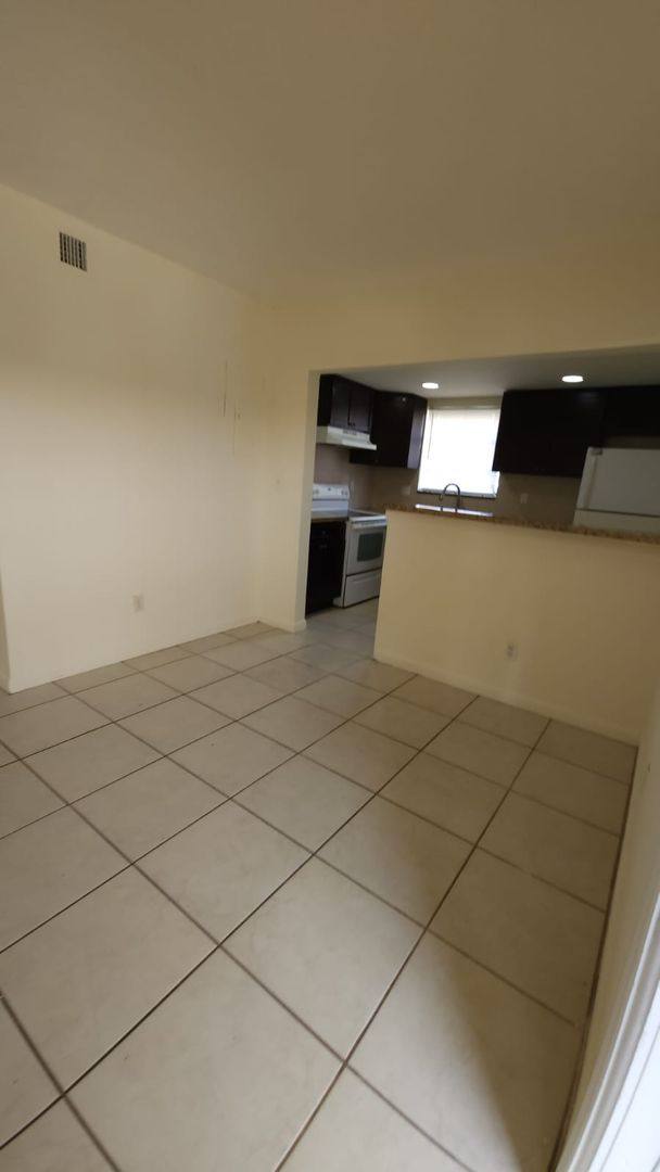Apartment for rent at 2121 NE 168th St, Miami, FL 33162
