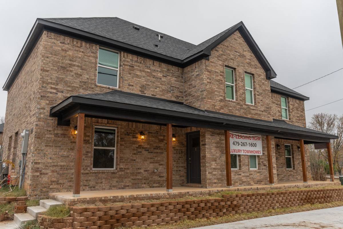 Apartment for rent at 1342 N Porter Rd, Fayetteville, AR 72703