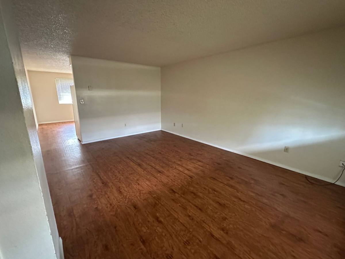 Apartment for rent at 355 E Fifth Ave, Sutherlin, OR 97479