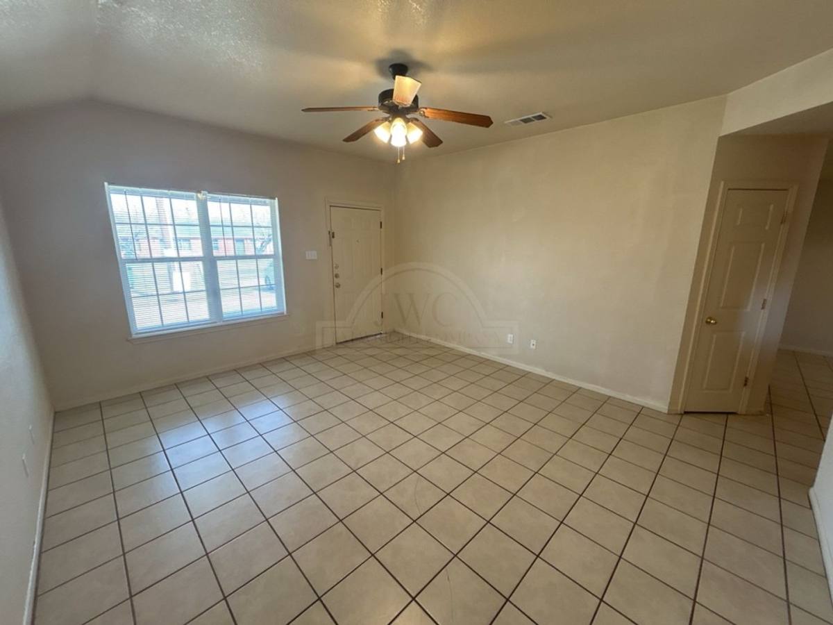 Apartment for rent at 509 W Ave, Copperas Cove, TX 76522