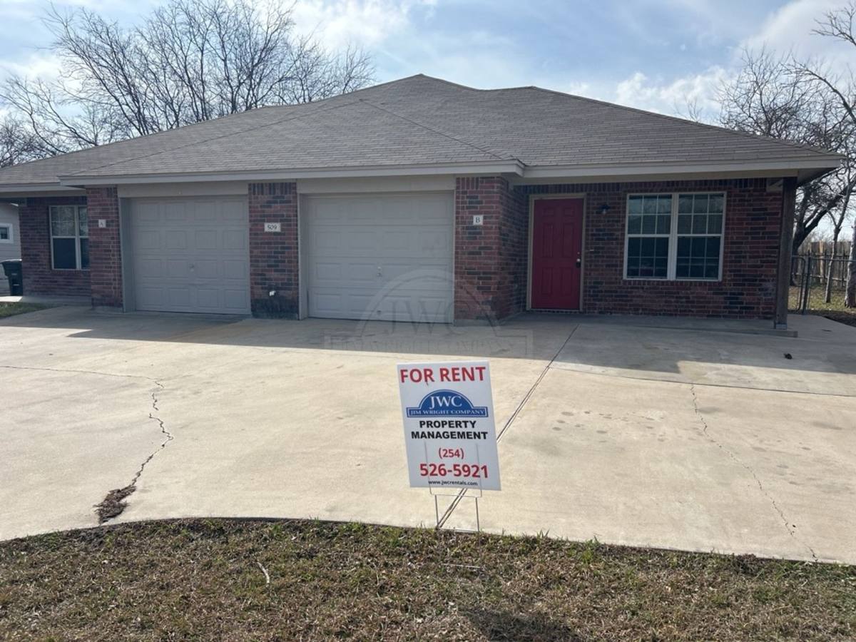 Apartment for rent at 509 W Ave, Copperas Cove, TX 76522