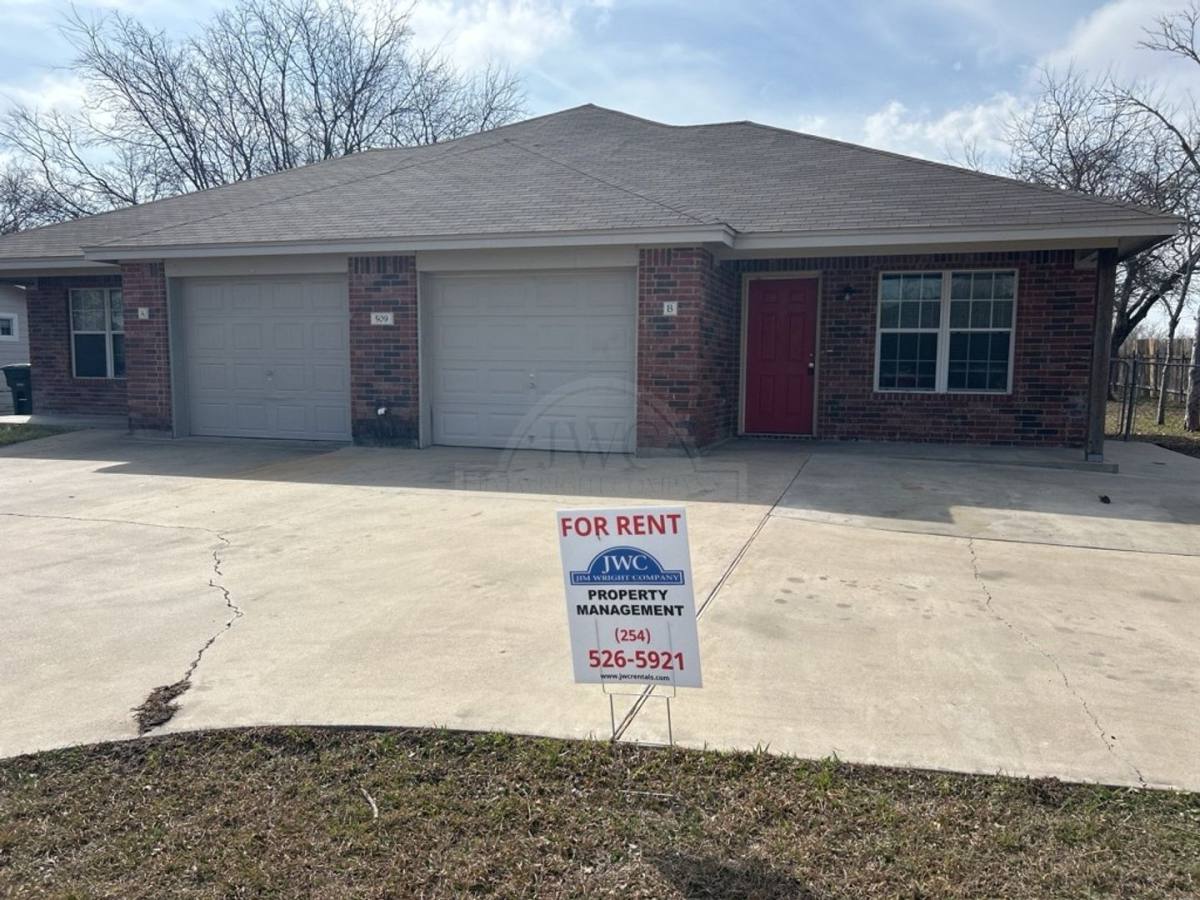 Apartment for rent at 509 W Ave, Copperas Cove, TX 76522