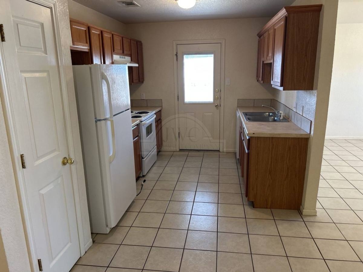 Apartment for rent at 509 W Ave, Copperas Cove, TX 76522