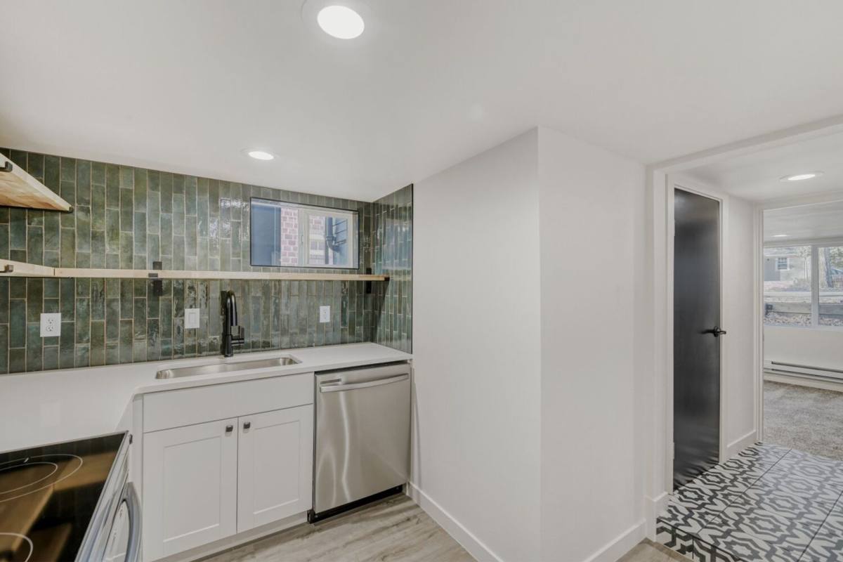 Apartment for rent at 946 Pratt St, Longmont, CO 80501