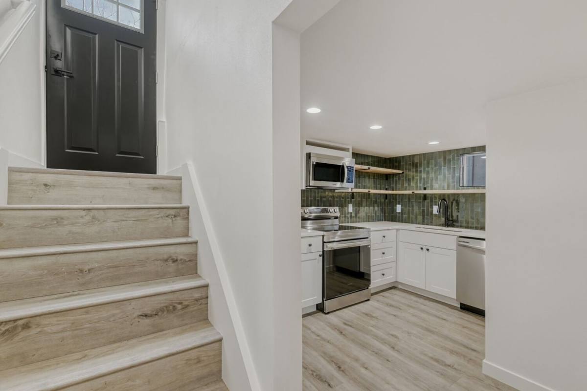 Apartment for rent at 946 Pratt St, Longmont, CO 80501