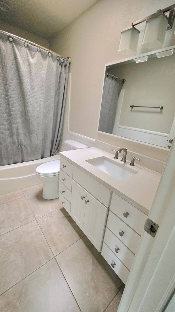 House for rent at 1108 Bright Glen Cr, Westlake Village, CA 91361