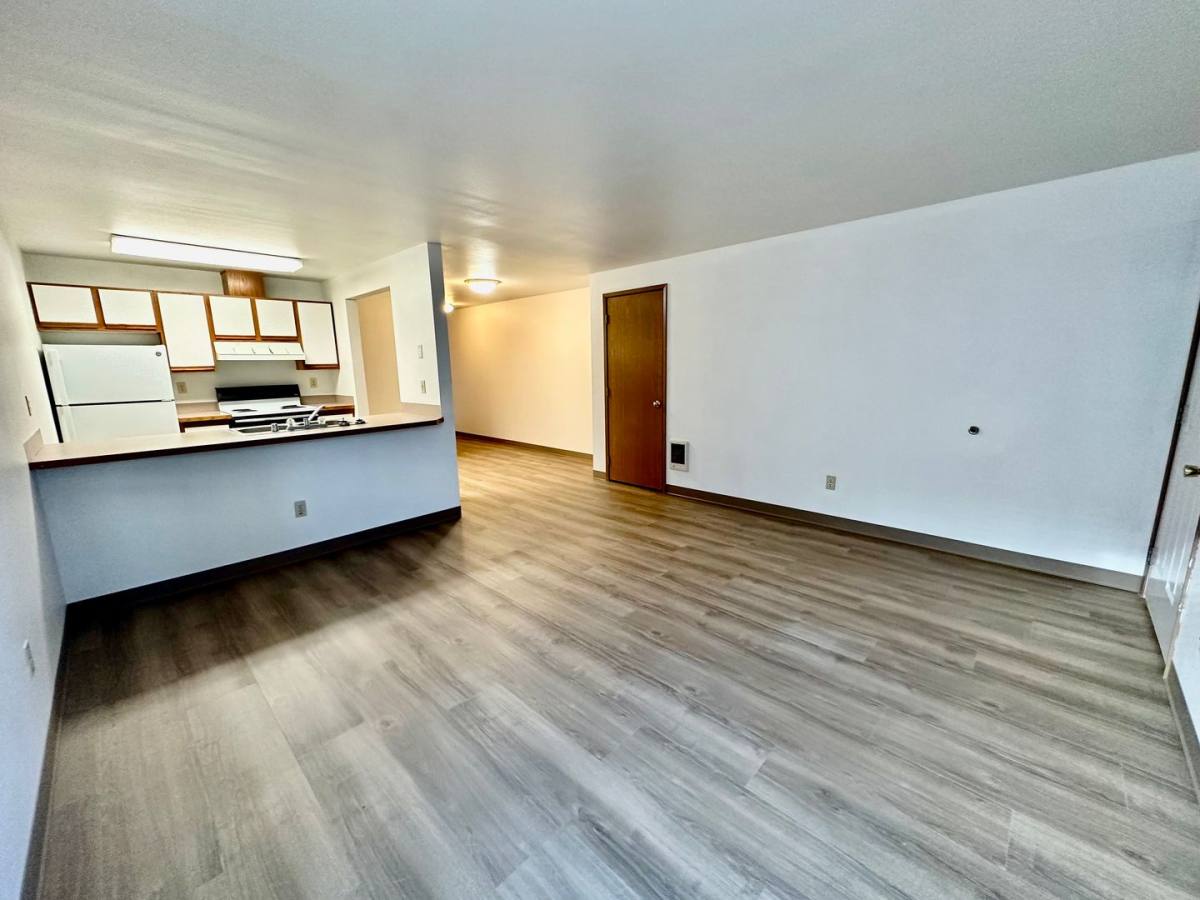 Apartment for rent at 904 Juniper Ave, Ellensburg, WA 98926