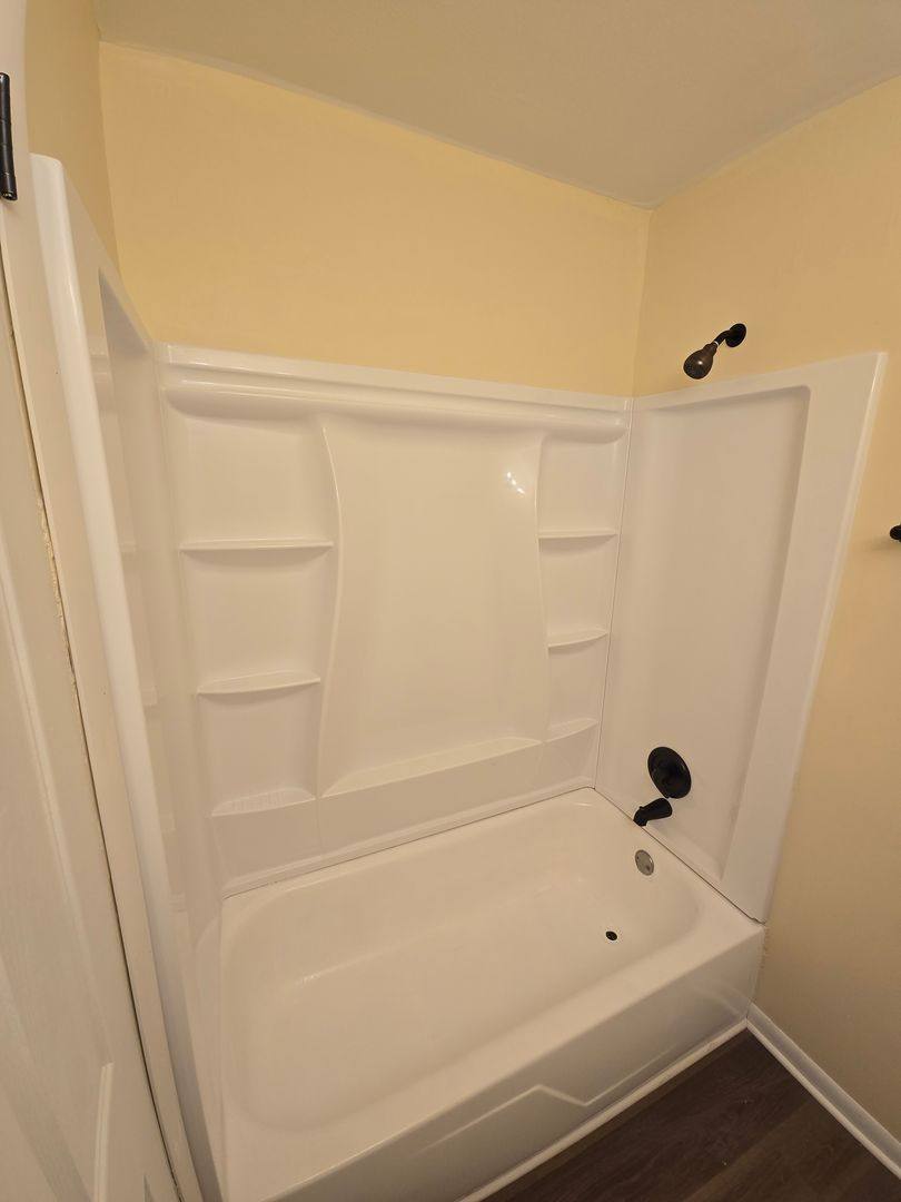 Apartment for rent at 1118 Furman St, Rockford, IL 61101