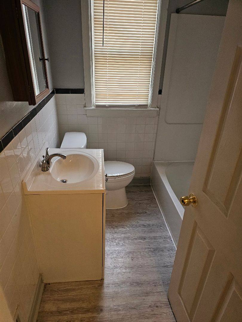 House for rent at 16505 Stansbury St, Detroit, MI 48235