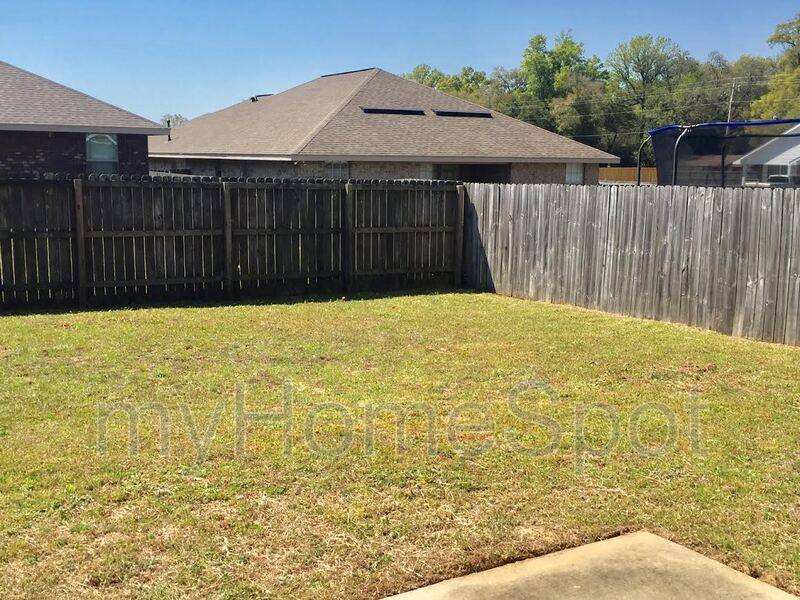 House for rent at 4721 Ashley Place Blvd, Milton, FL 32571