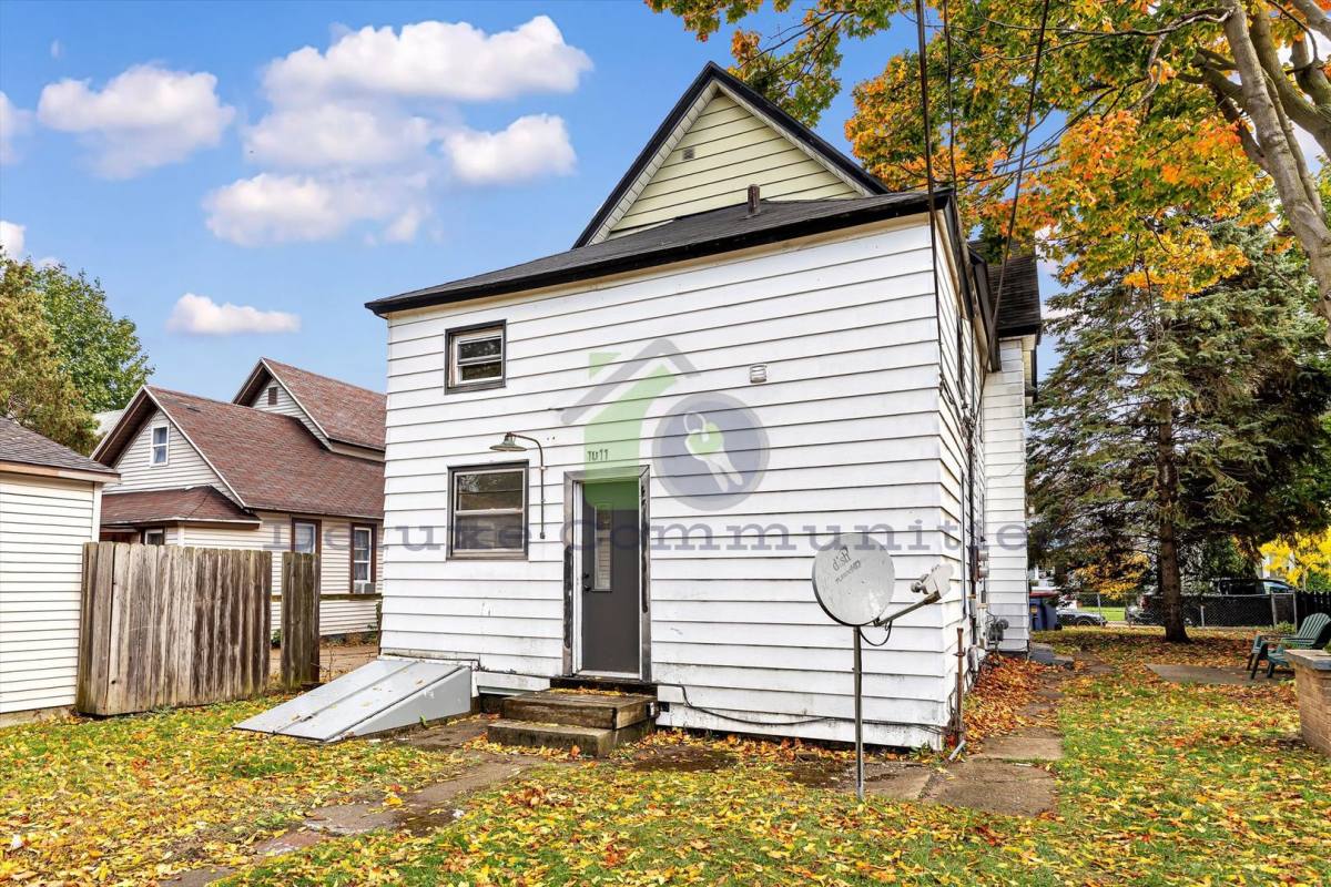 Apartment for rent at 1011 Jennette Ave NW, Grand Rapids, MI 49504