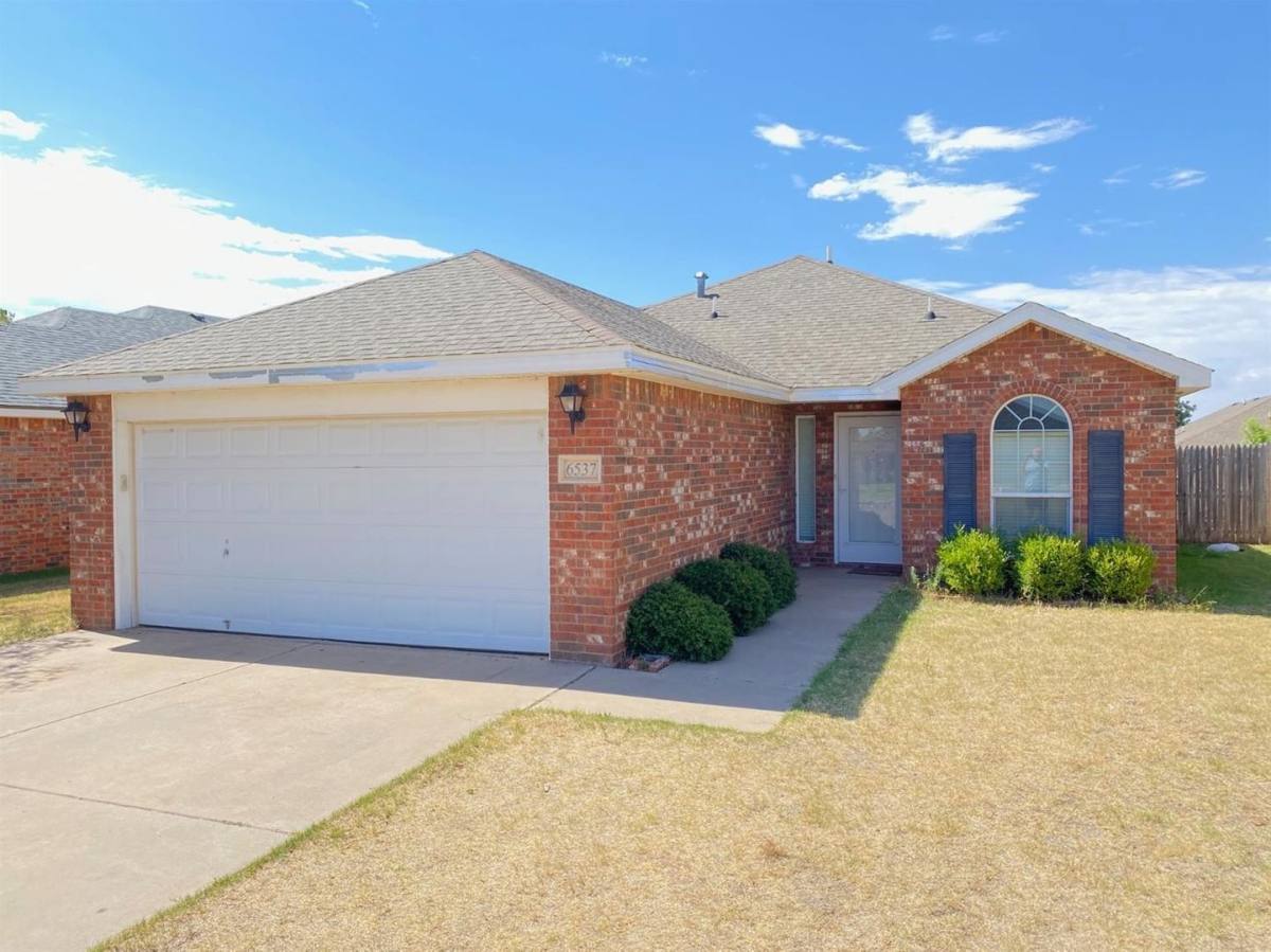 House for rent at 6537 92nd St, Lubbock, TX 79424