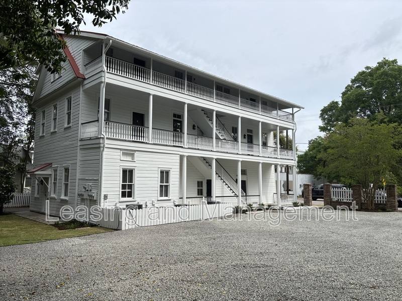 Apartment for rent at 419 Whilden St #D, Mount Pleasant, SC 29464