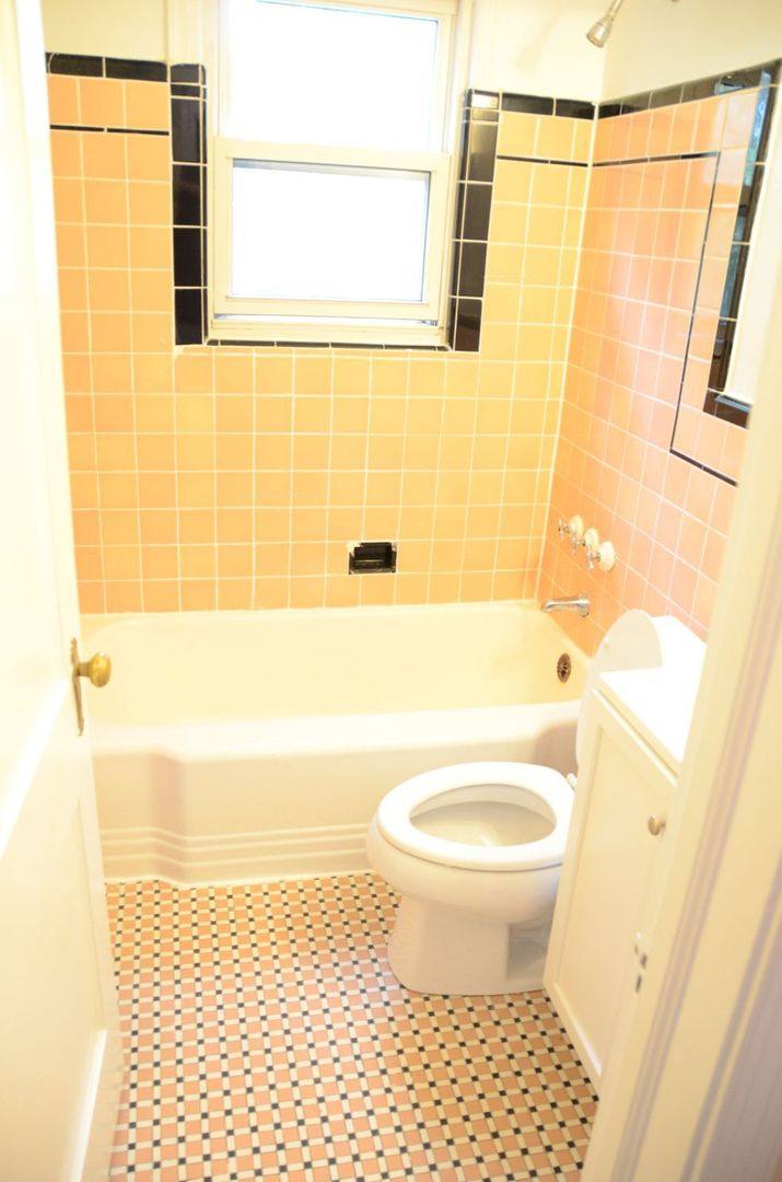 Apartment for rent at 8210 Greenwood Ave, Takoma Park, MD 20912