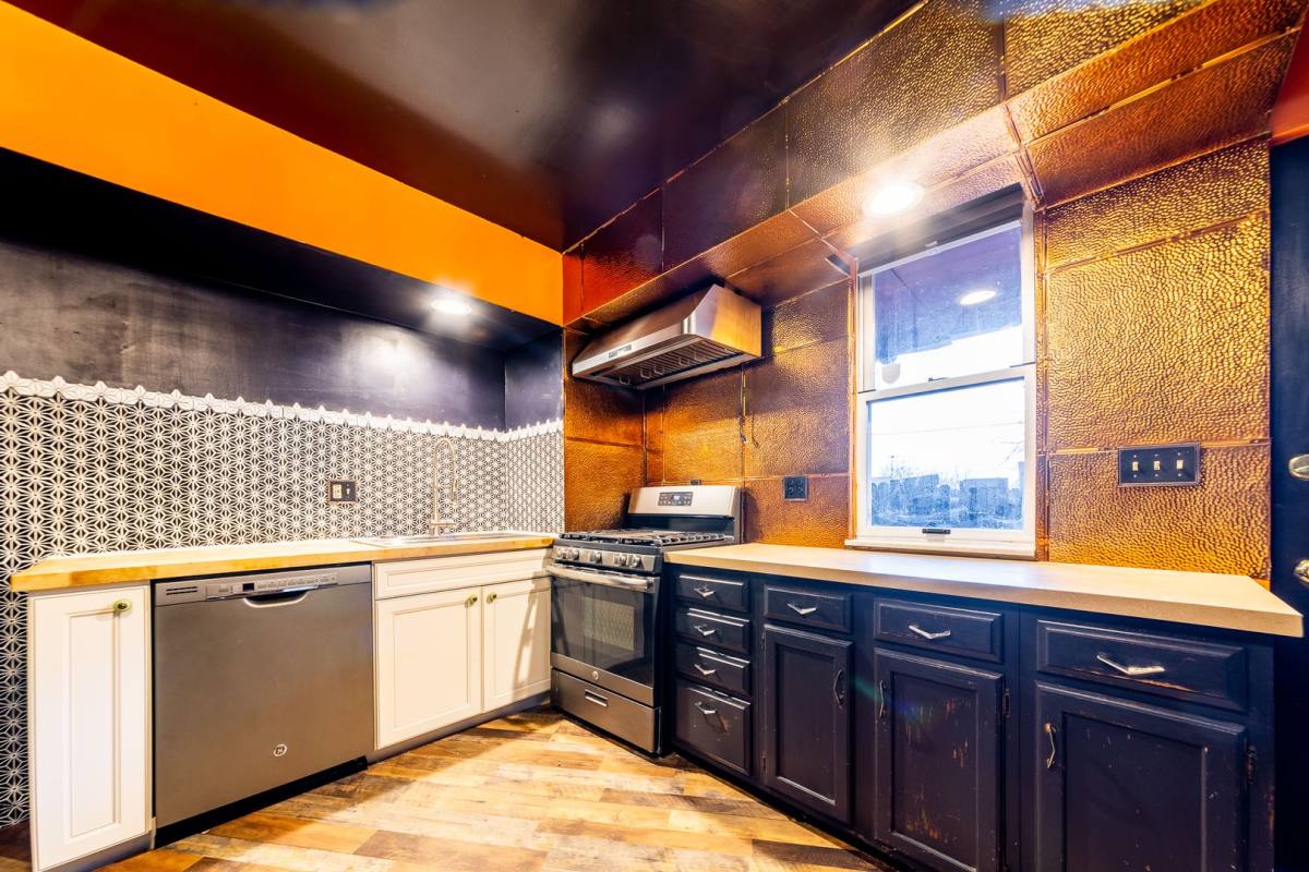 House for rent at 952 Freeland St #ALLENTOWN, Pittsburgh, PA 15210
