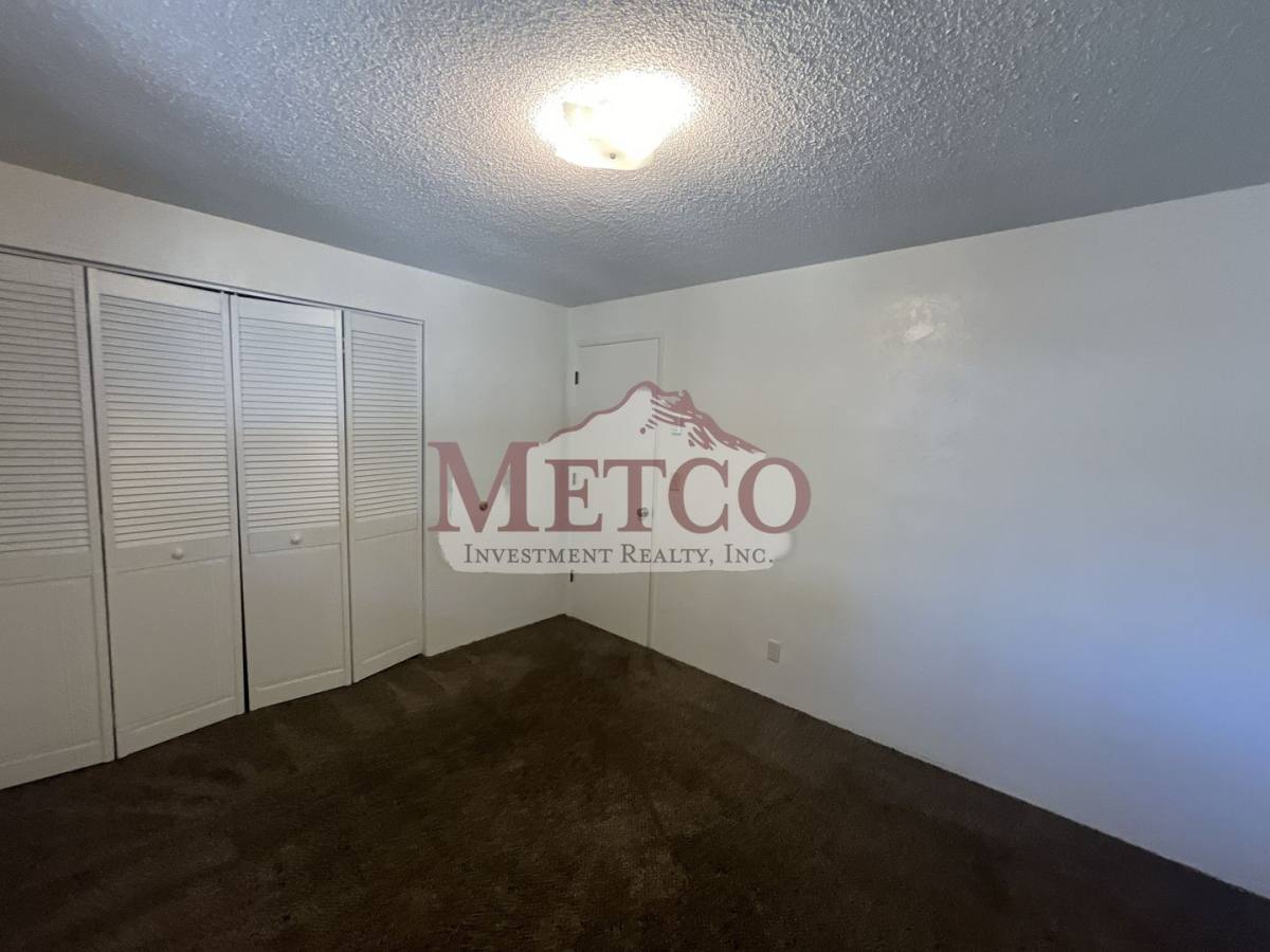 Apartment for rent at 243 F St, Springfield, OR 97477