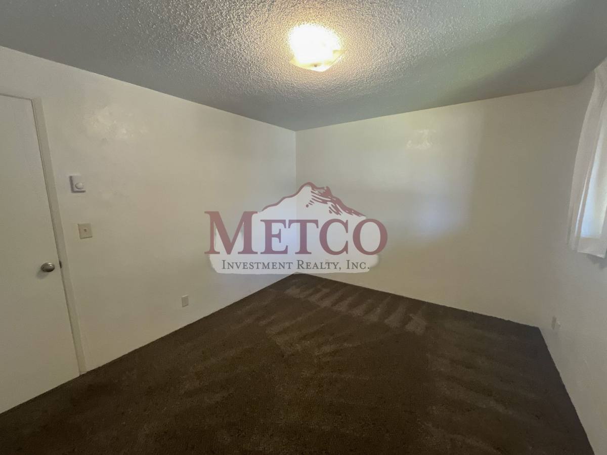 Apartment for rent at 243 F St, Springfield, OR 97477