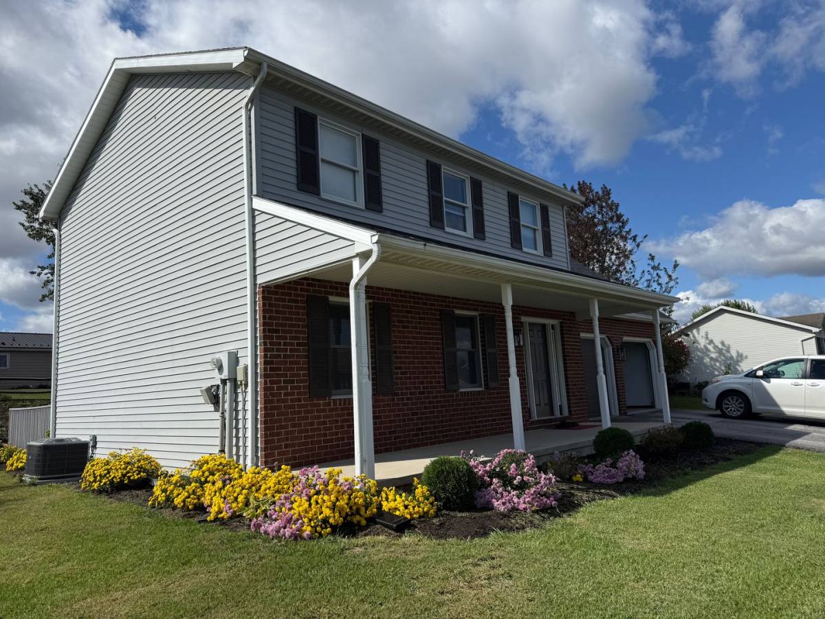 House for rent at 1560 Buttercup Dr, Chambersburg, PA 17202