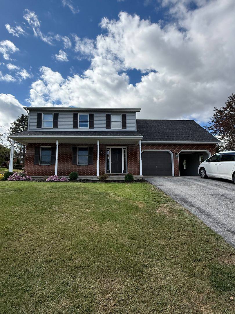 House for rent at 1560 Buttercup Dr, Chambersburg, PA 17202