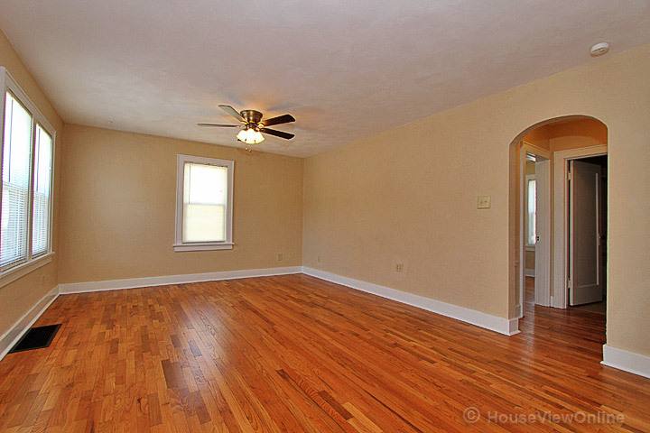 House for rent at 1102 N W End Blvd, Cape Girardeau, MO 63701