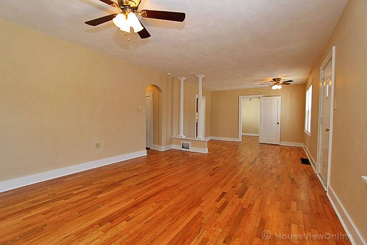 House for rent at 1102 N W End Blvd, Cape Girardeau, MO 63701