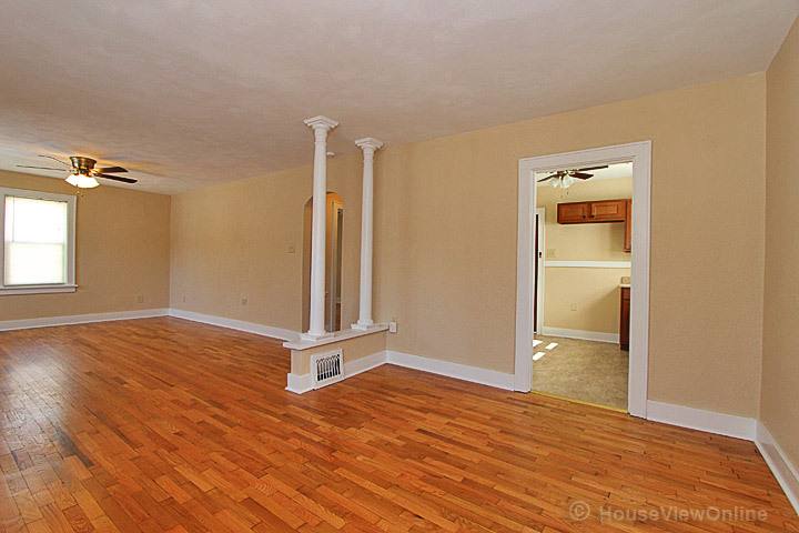 House for rent at 1102 N W End Blvd, Cape Girardeau, MO 63701