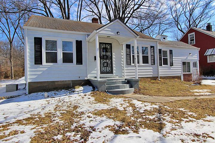 House for rent at 1102 N W End Blvd, Cape Girardeau, MO 63701