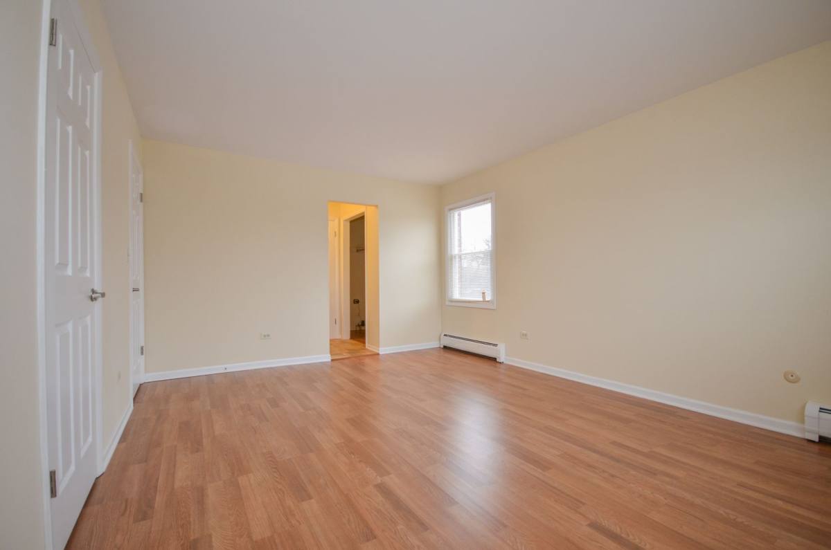 Apartment for rent at 535-569 Maple Ave, Lisle, IL 60532