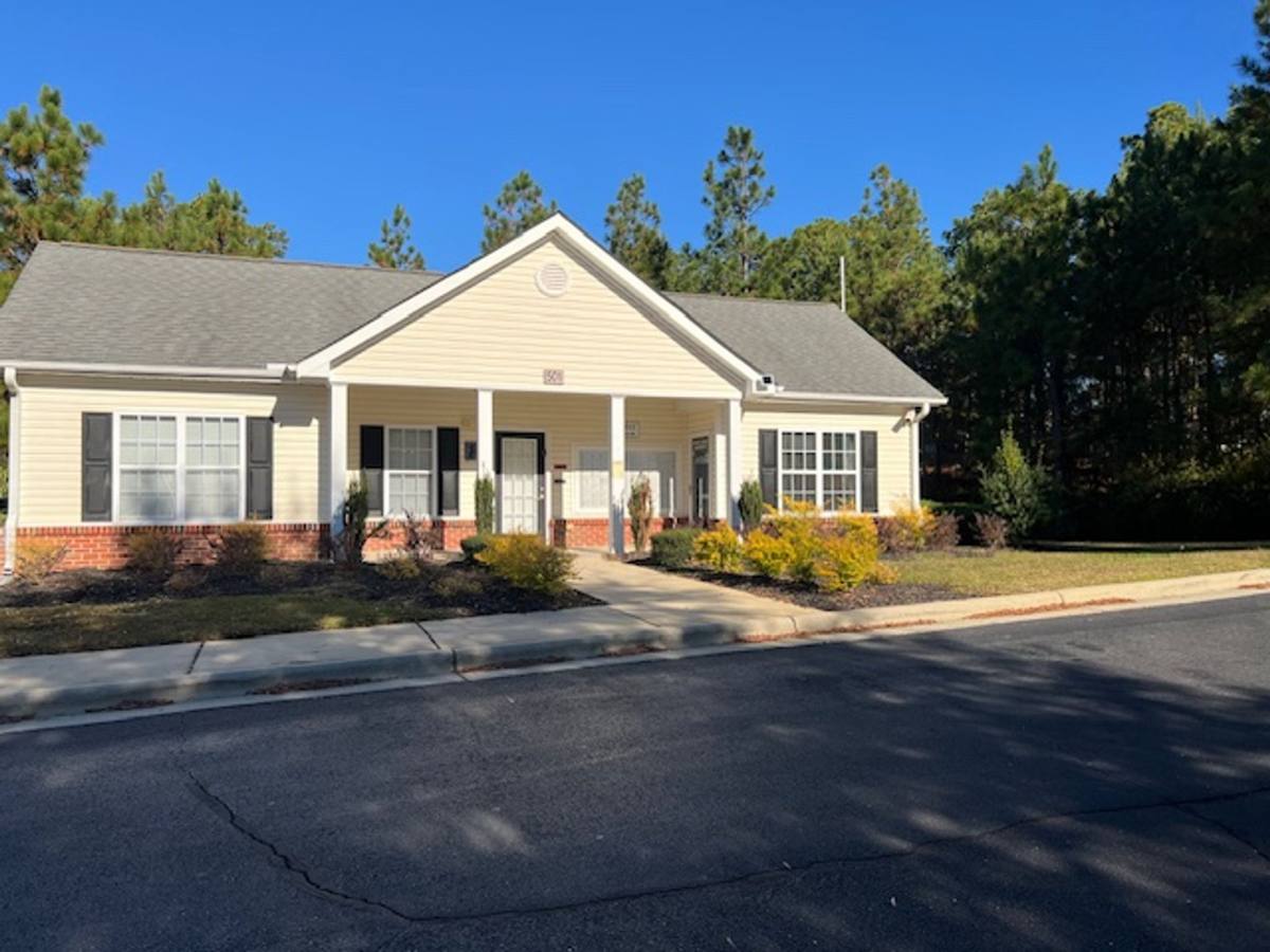 Apartment for rent at 501 Austin Ridge Circle, Southern Pines, NC 28387