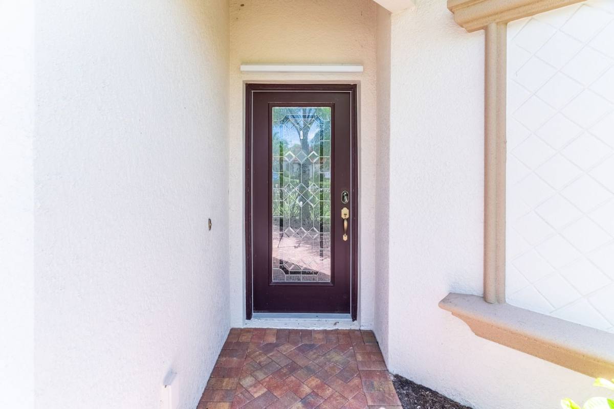 House for rent at 1414 Oceania Dr S, Naples, FL 34113