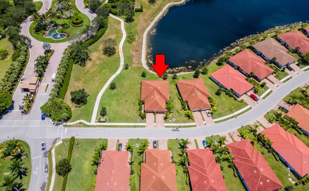 House for rent at 1414 Oceania Dr S, Naples, FL 34113