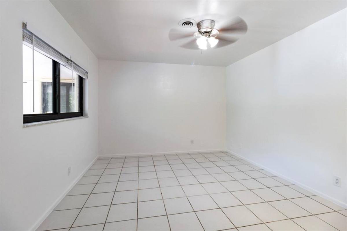 Apartment for rent at 1790 SE 23 Ave, Fort Lauderdale, FL 33316