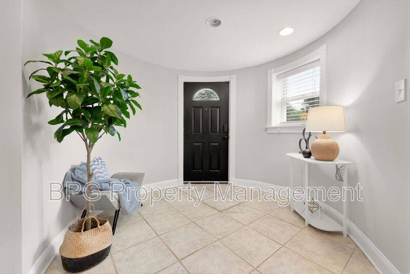 Condo for rent at 1819 1st St NW #A, Washington, DC 20001
