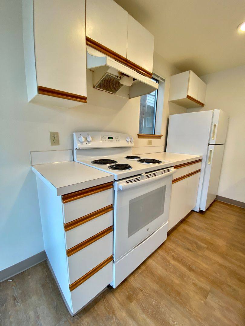 Apartment for rent at 2501 E Madison St, Seattle, WA 98112