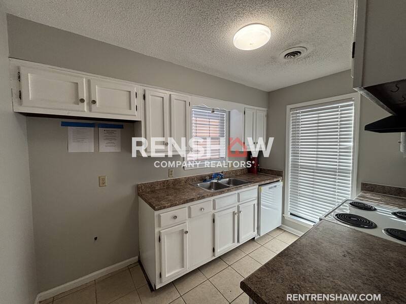 House for rent at 6358 Misty Crest Cove, Memphis, TN 38141