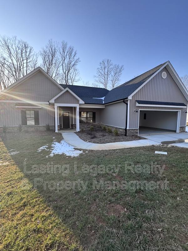 House for rent at 2566 Nc Highway 801 S, Advance, NC 27006