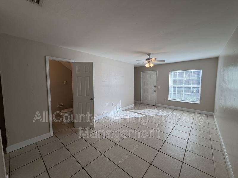 Townhouse for rent at 1718 SW 69th Terrace #A, Gainesville, FL 32607