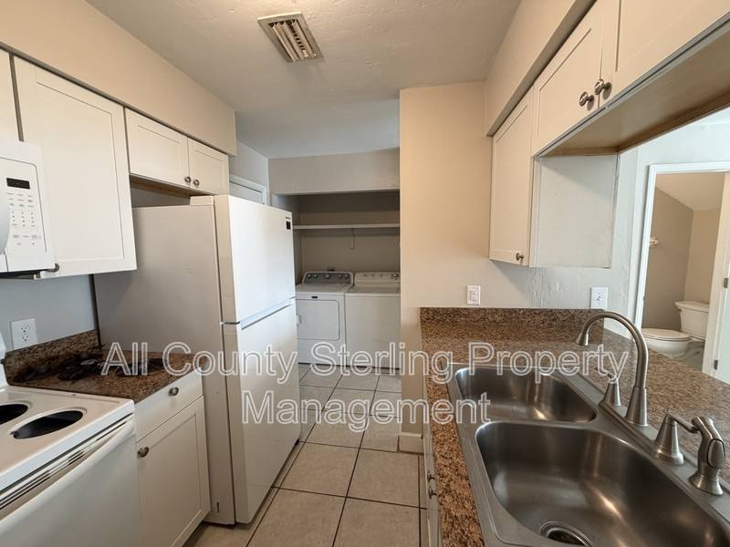 Townhouse for rent at 1718 SW 69th Terrace #A, Gainesville, FL 32607