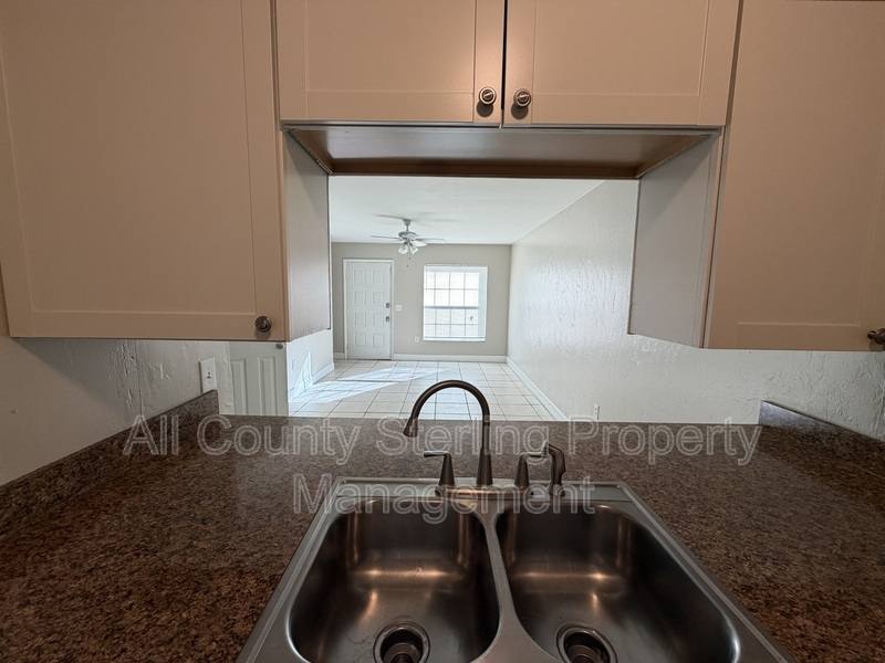Townhouse for rent at 1718 SW 69th Terrace #A, Gainesville, FL 32607