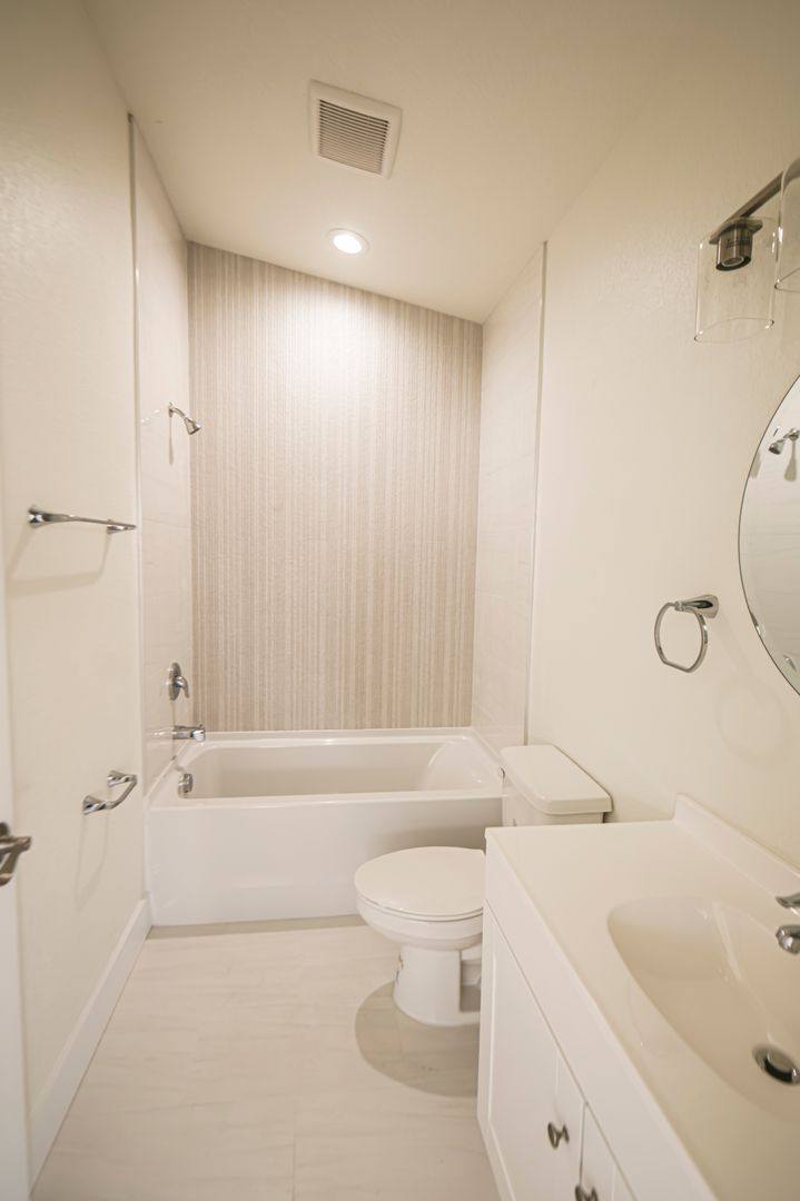 House for rent at 2028 14th Ave S, Saint Petersburg, FL 33712