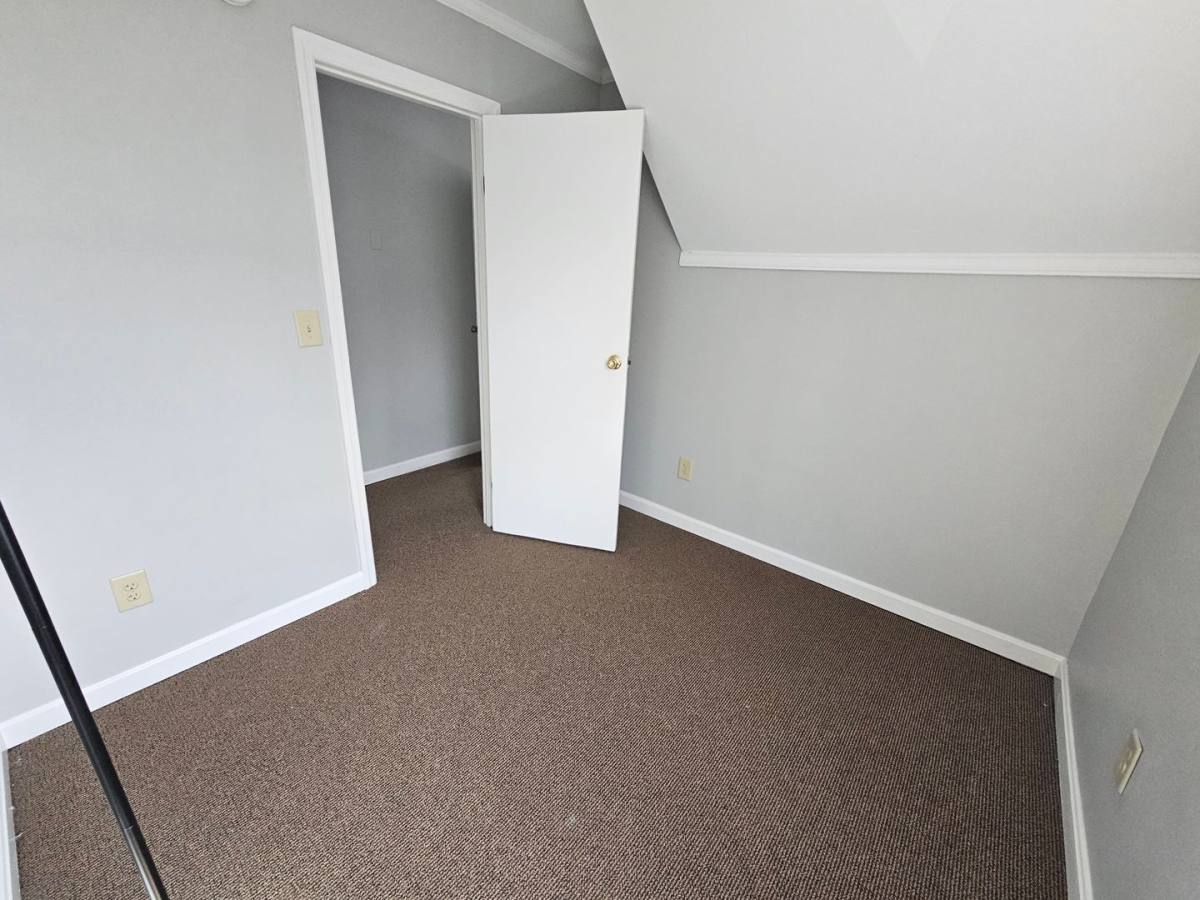 Apartment for rent at 120 N St, Burlington, VT 05401