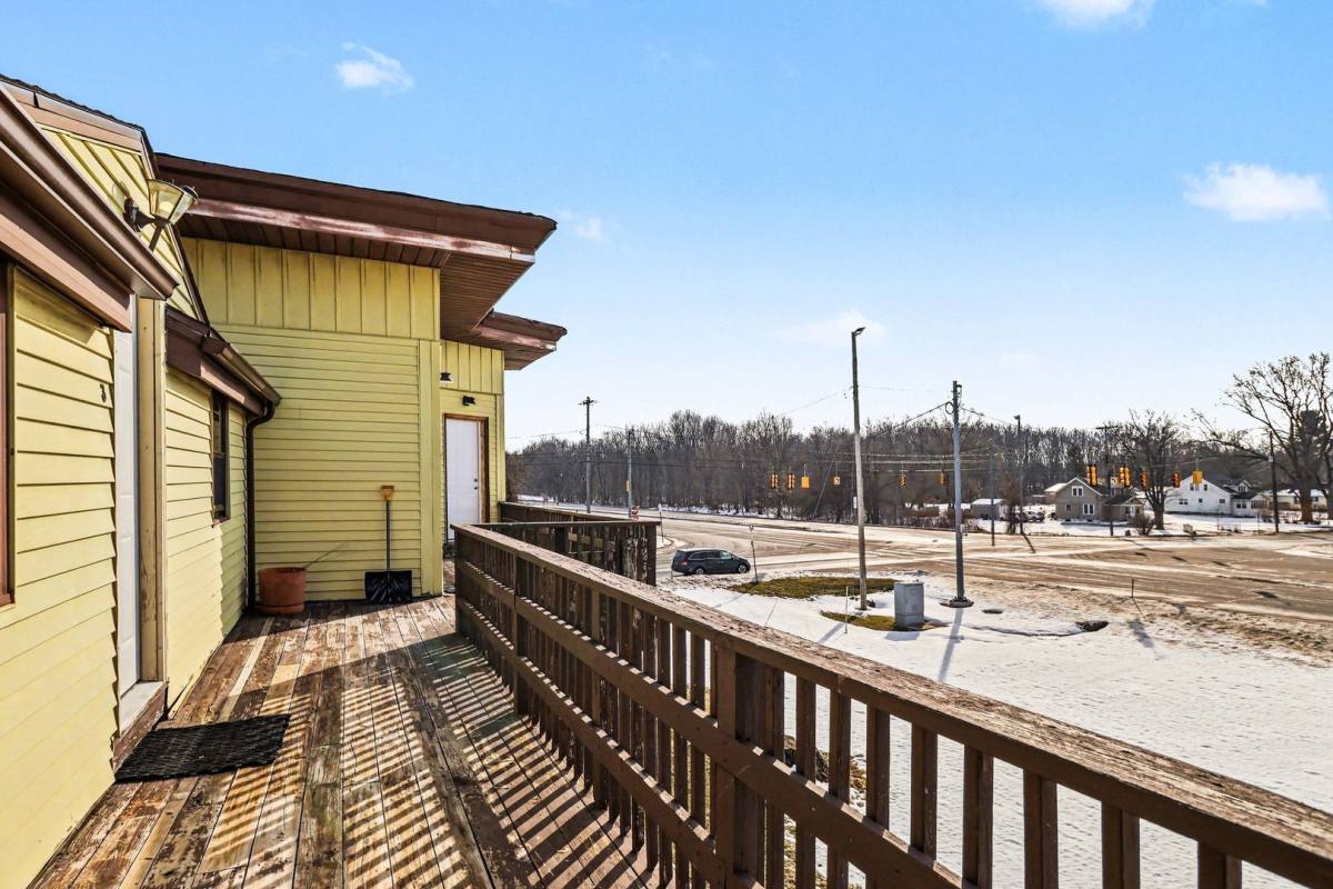 Apartment for rent at 2066 River St, Kalamazoo, MI 49048