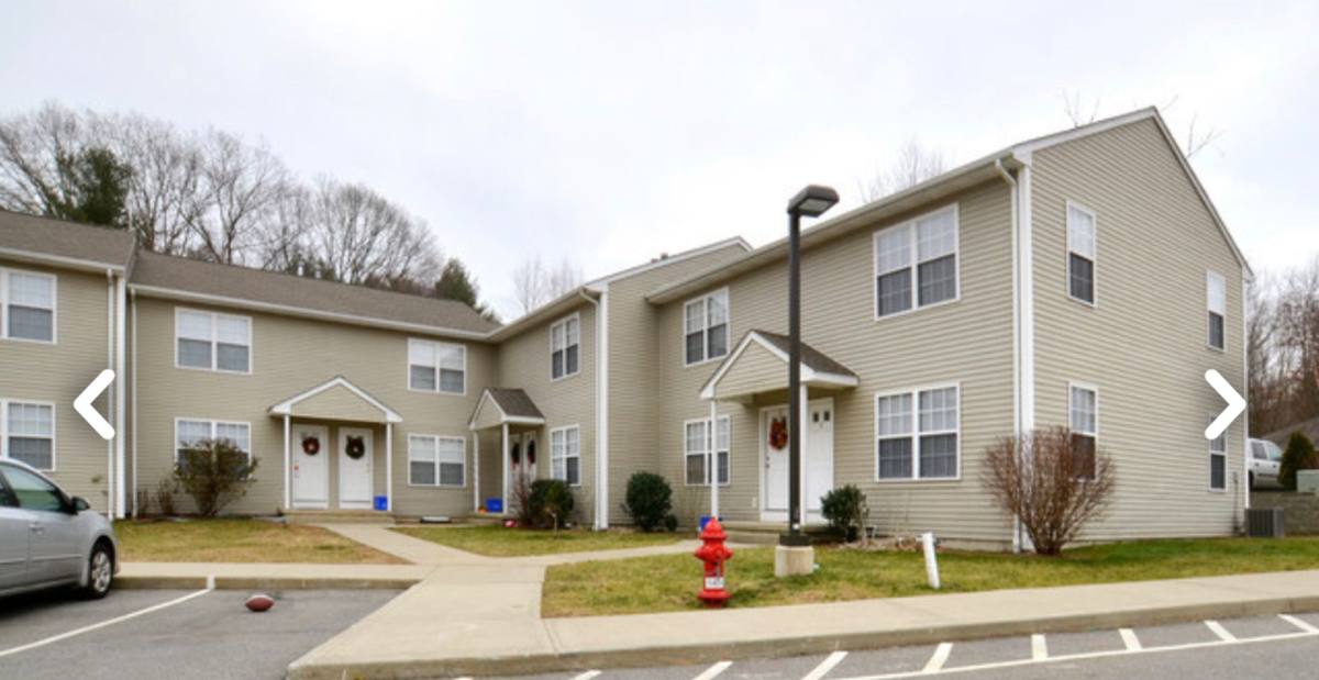 Townhouse for rent at 1-68 Woods Dr, Norwich, CT 06360