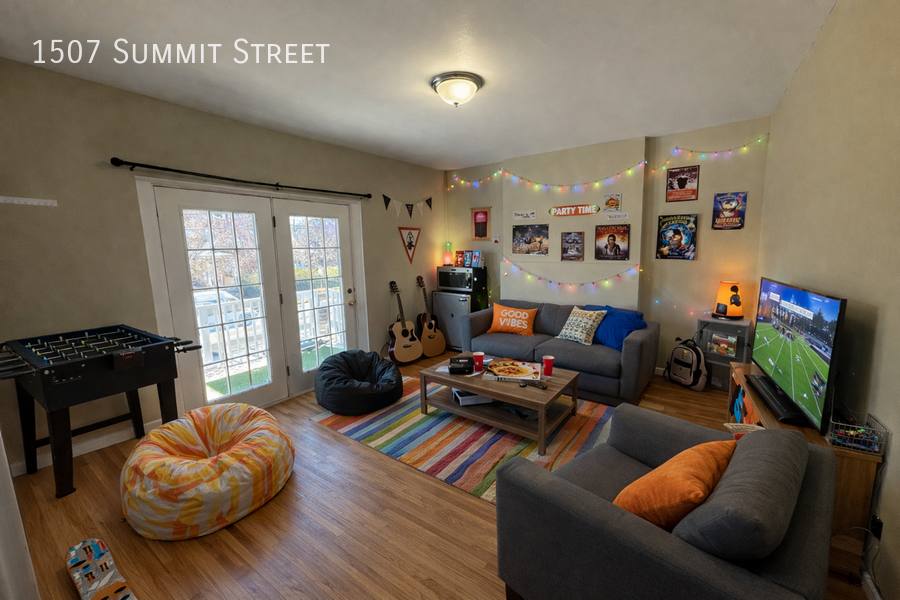 Apartment for rent at 1507 Summit St, Columbus, OH 43201