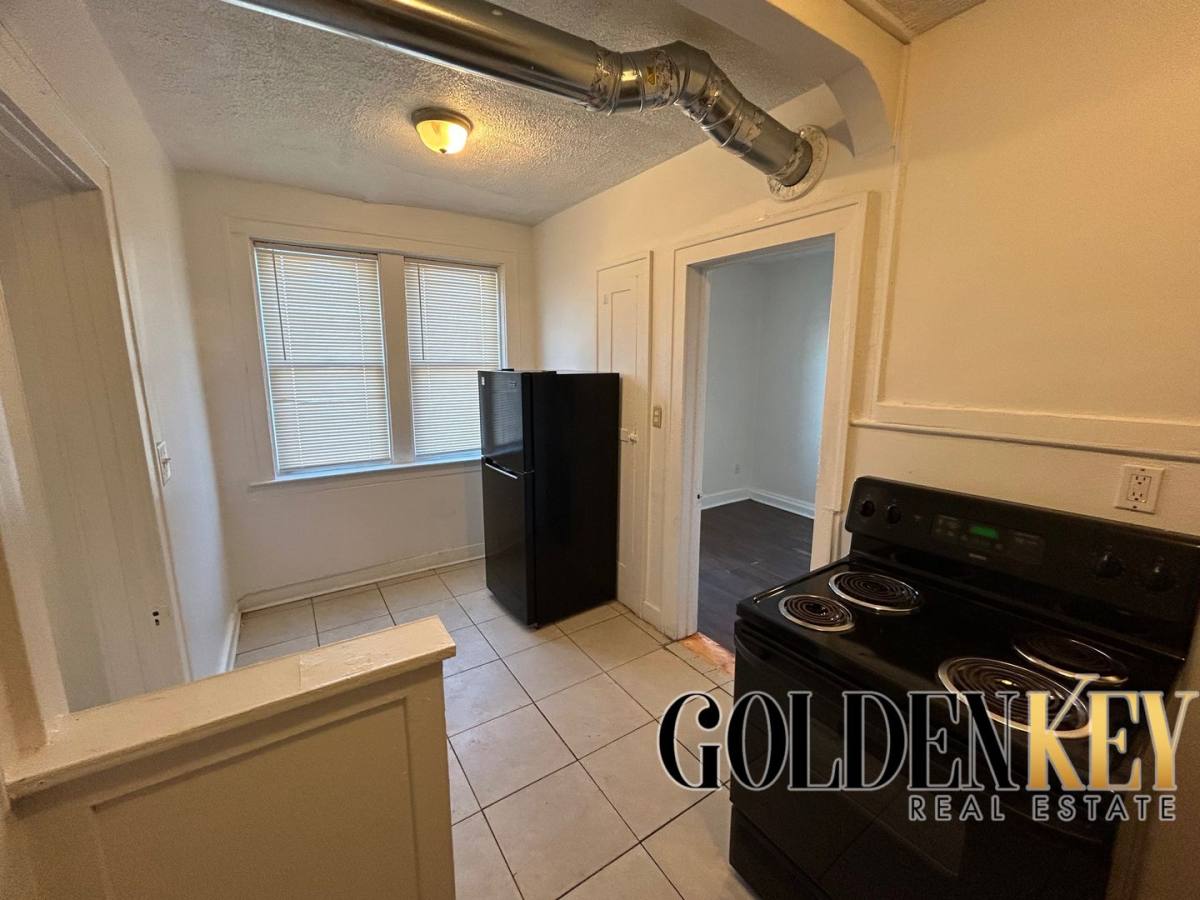 Apartment for rent at 3737 Scovel Place, Detroit, MI 48208