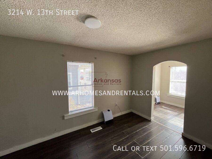 House for rent at 3214 W 13th St, Little Rock, AR 72204