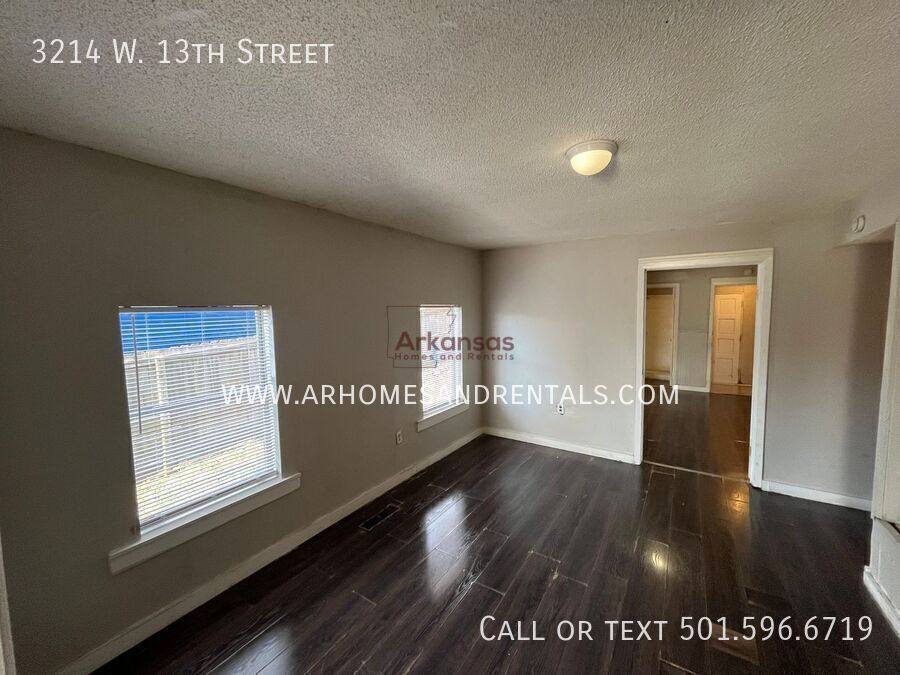 House for rent at 3214 W 13th St, Little Rock, AR 72204