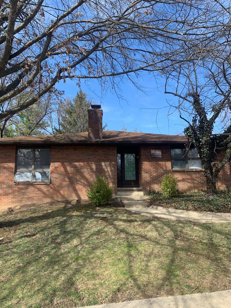 House for rent at 205 E 14th St, Bloomington, IN 47408