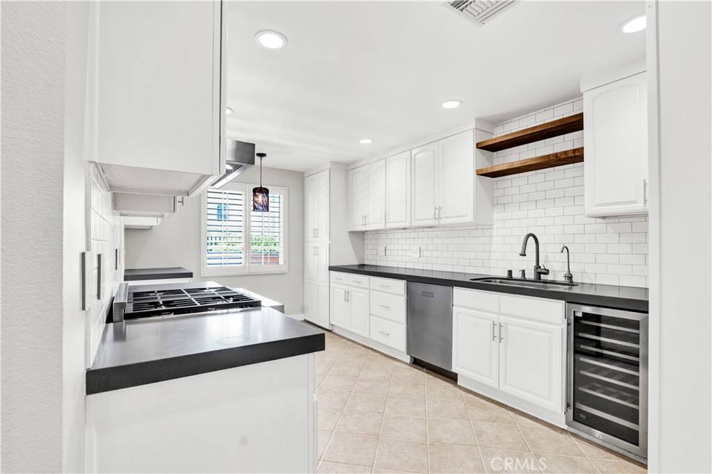 Townhouse for rent at 5200 White Oak Ave #52, Encino, CA 91316